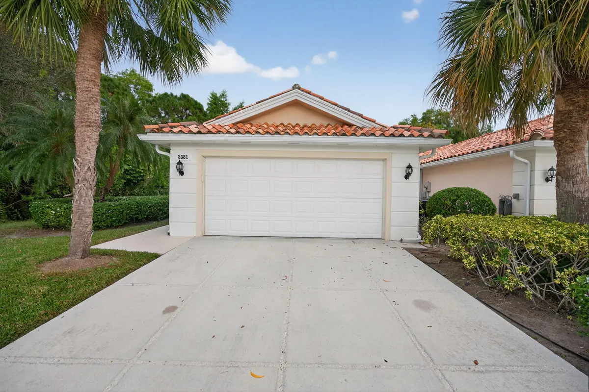 17-web-or-mls-_MLP0438 at 8381 SE Double Tree Drive, Hobe Sound