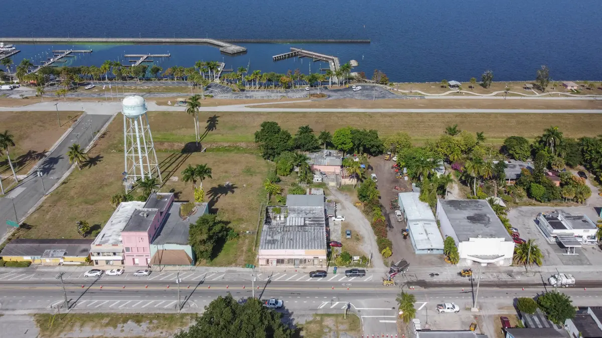 3-DJI_0171 at 185 E Main Street, Pahokee