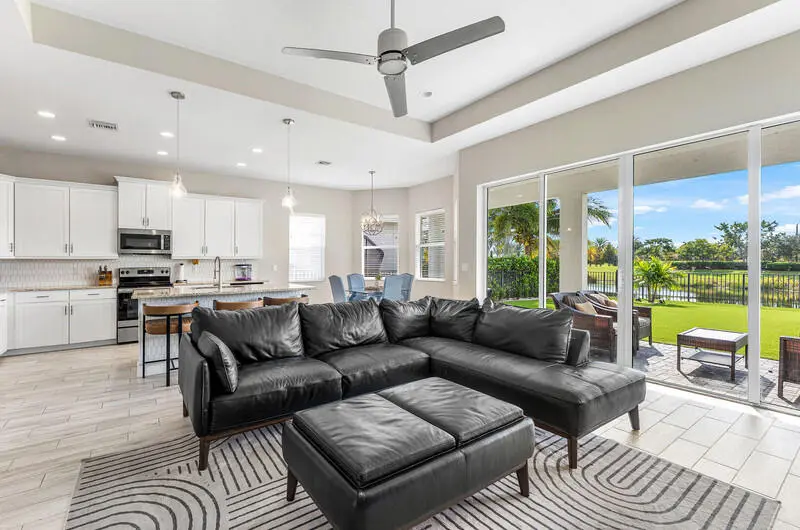 untitled-8.jpg-vsuniqueid-69275731cd207 at 15980 Whippoorwill Cir Circle, Westlake