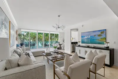 550 SE Mizner Boulevard B202, Boca Raton – sold