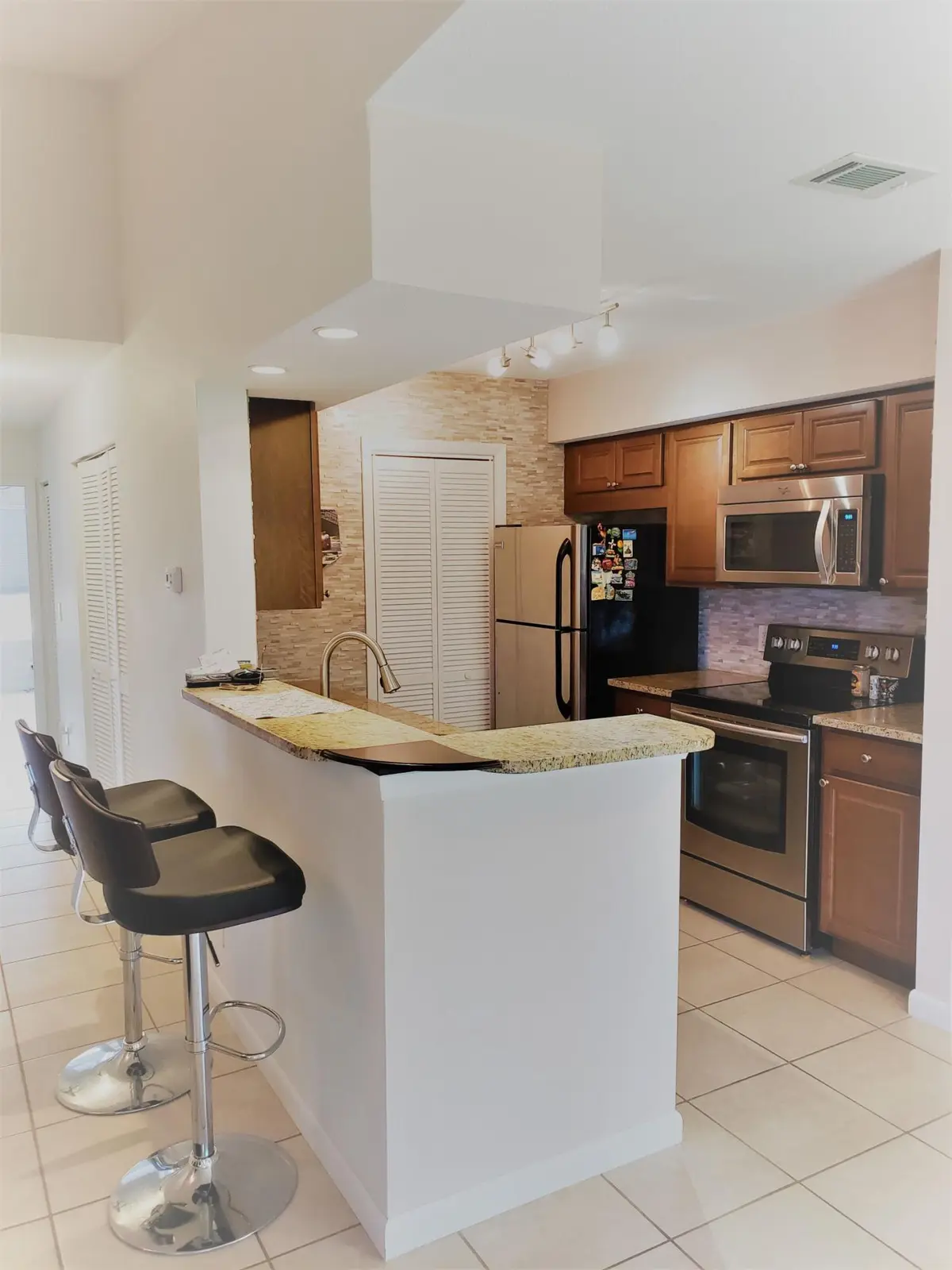kit at 815 W Boynton Beach Boulevard 15-204, Boynton Beach