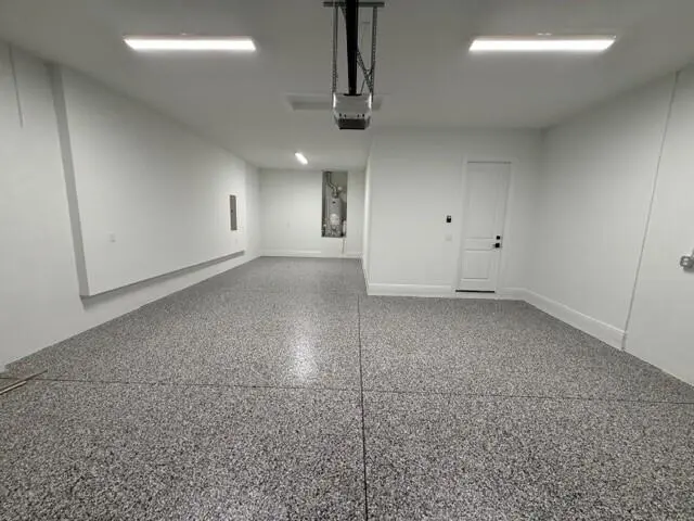 Garage at 10120 Timber Creek Way, Palm Beach Gardens