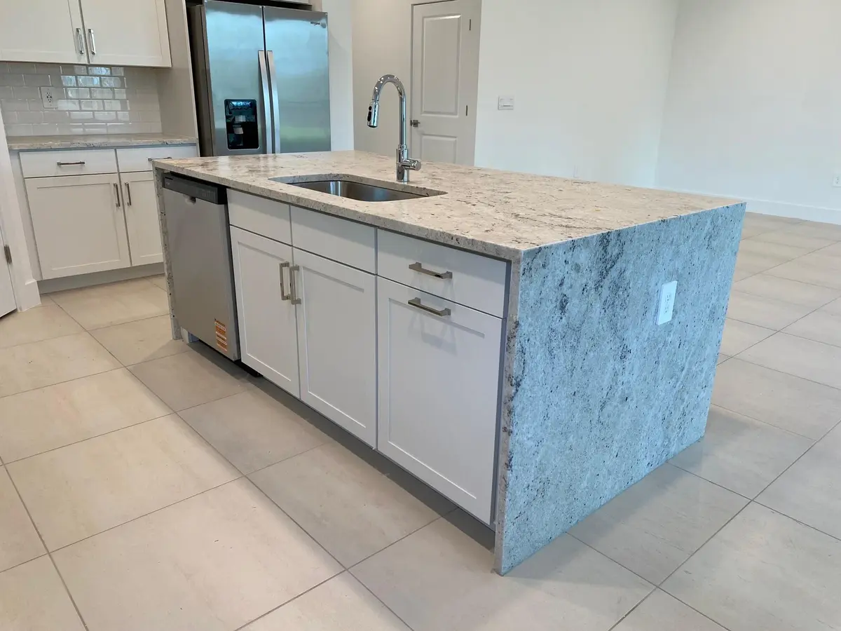 PPT 52 kitchen island at 6950 SE Park Trace Drive, Stuart