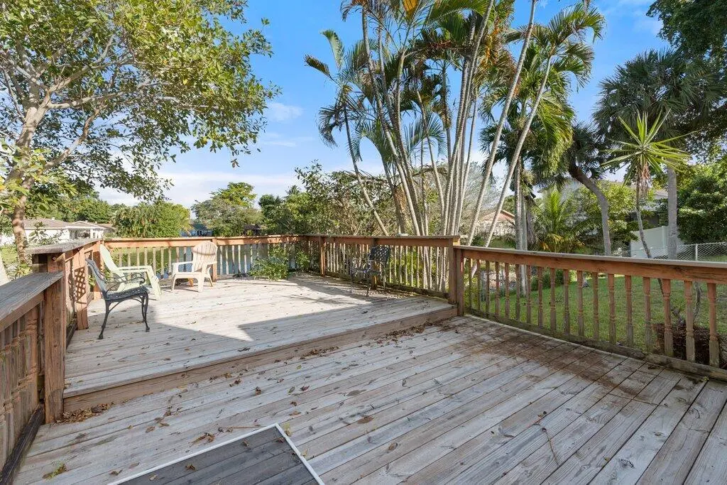 Deck 2 at 288 NW 39th Way, Deerfield Beach