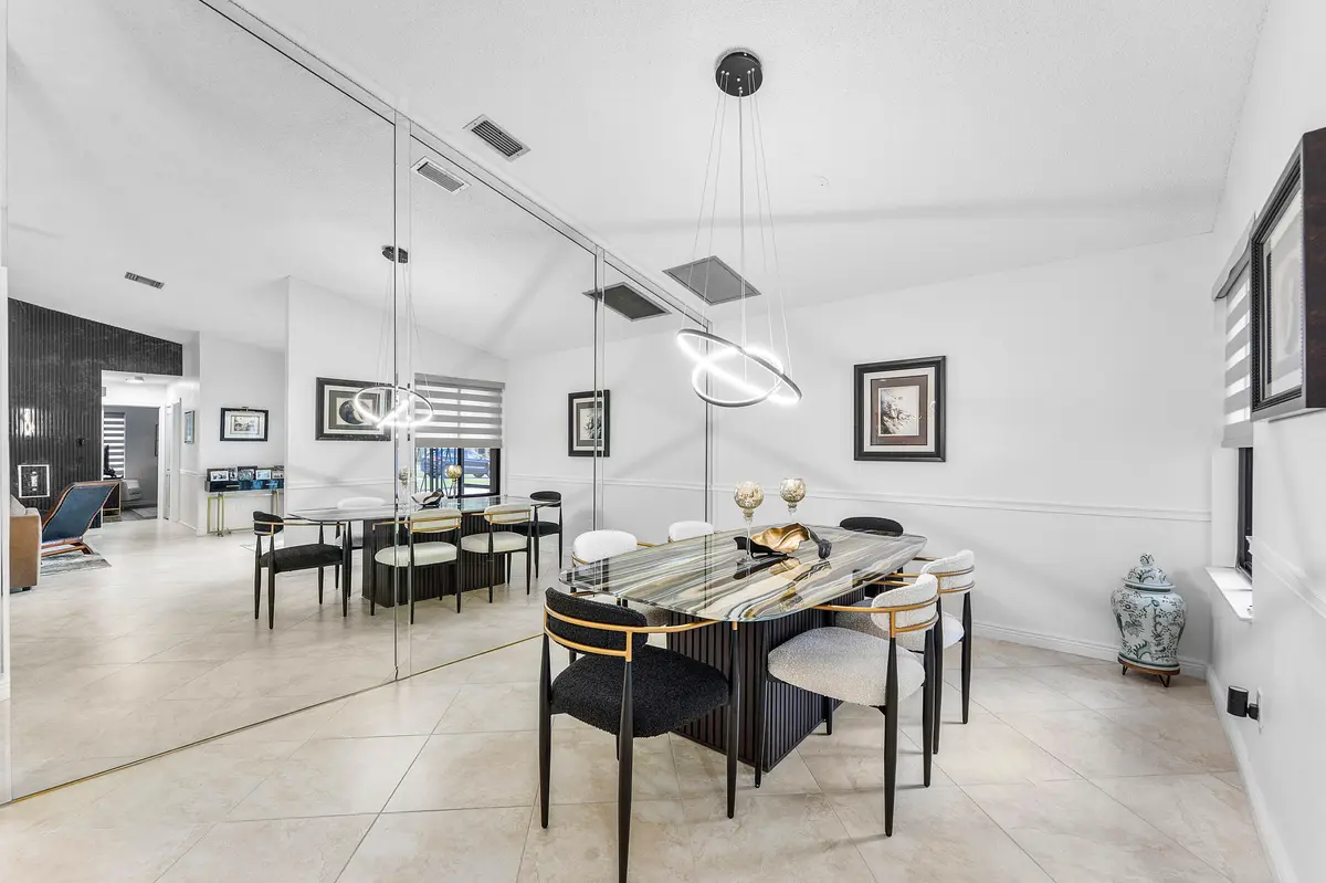 Dining 2 at 1370 NW 28th Avenue, Delray Beach