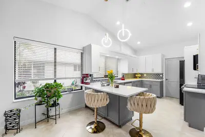 1370 NW 28th Avenue, Delray Beach – sold