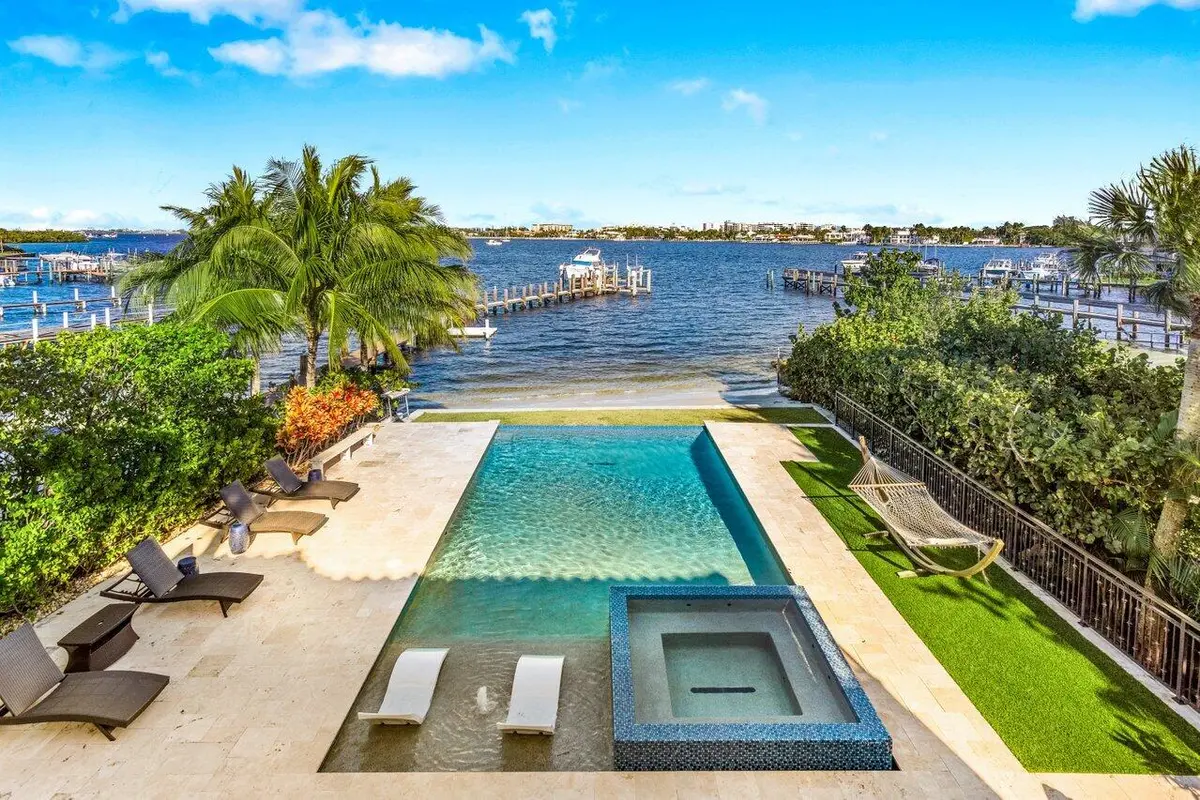 200NorthLakeDrive-Lantana-FL-33462-S at 200 N Lake Drive, Lantana