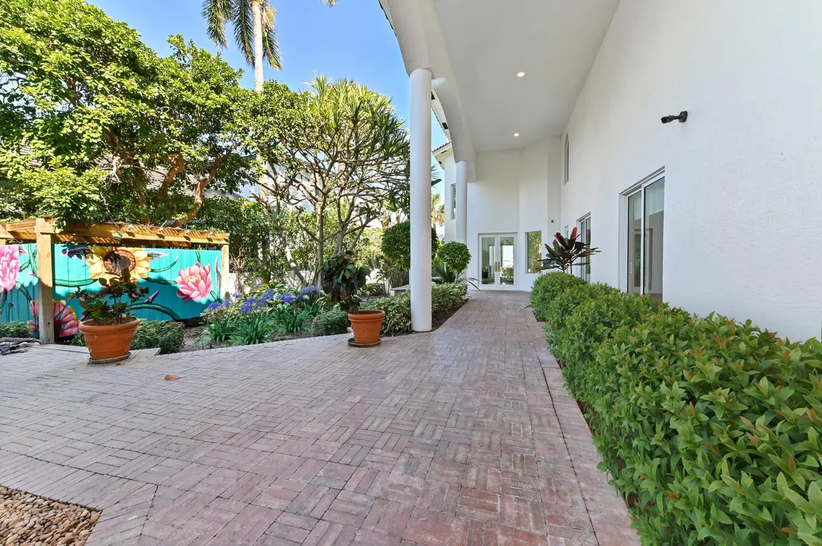 Entry Courtyard at 200 N Lake Drive, Lantana