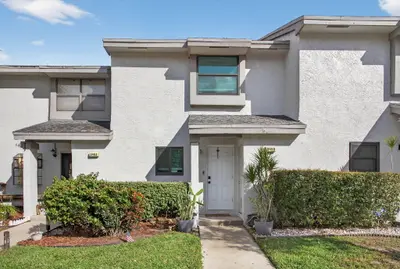3455 Carambola Circle 2472, Coconut Creek – sold