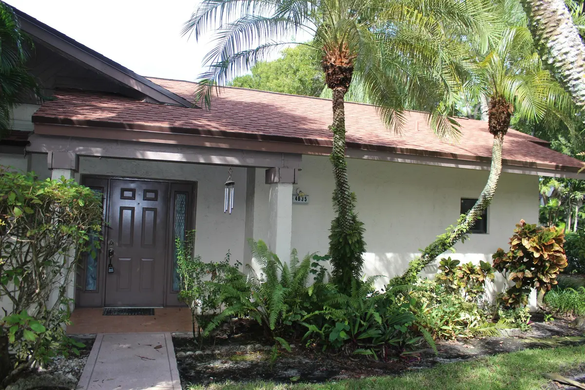 IMG_9711 (2) at 4635 Carambola Circle 2717, Coconut Creek