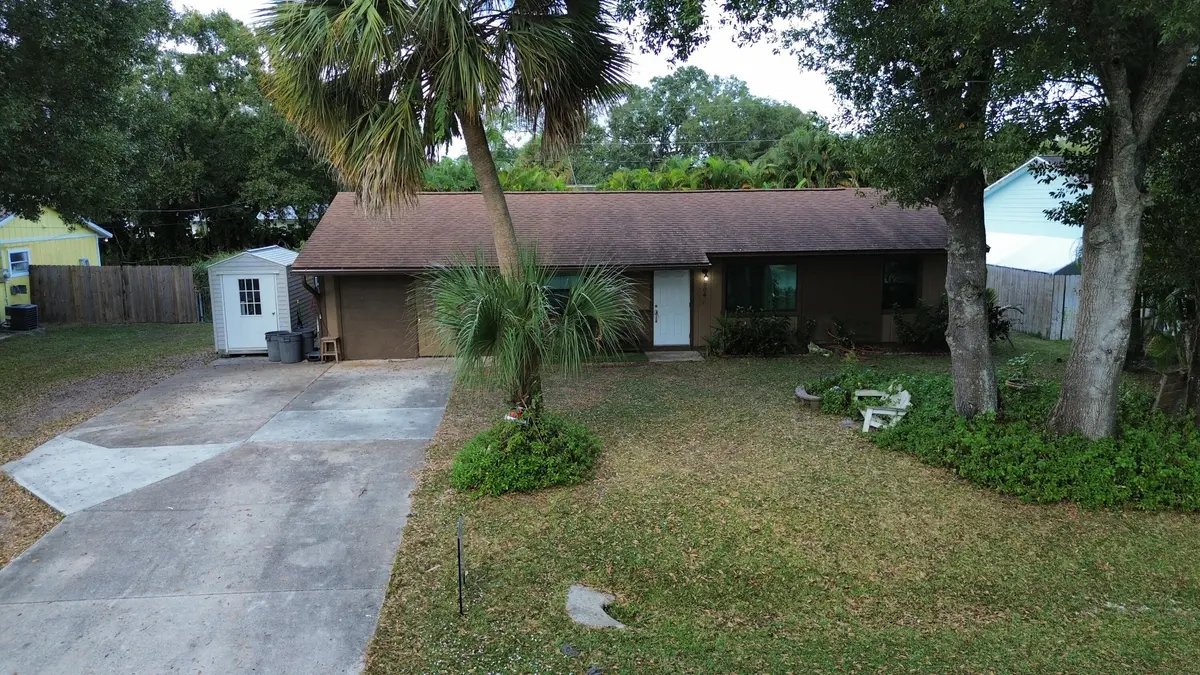 dji_fly_20251126_134238_272_176418919011 at 7904 Hibiscus Road, Fort Pierce