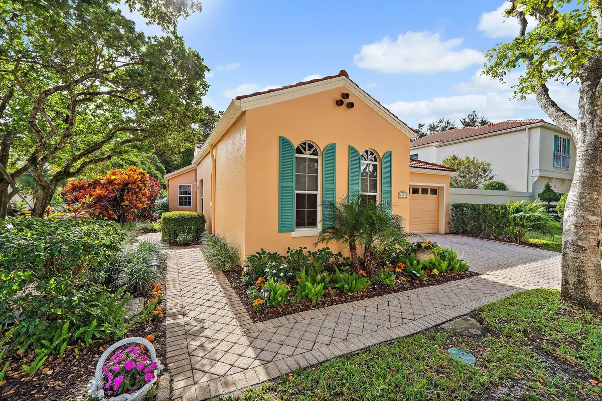 005-45ViaVerona-PalmBeachGardens-SMALL at 45 Via Verona, Palm Beach Gardens