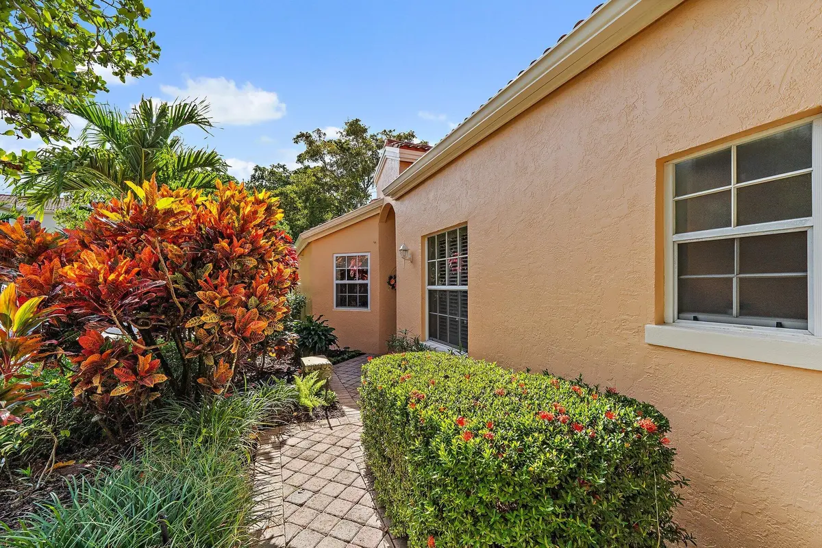 006-45ViaVerona-PalmBeachGardens-SMALL at 45 Via Verona, Palm Beach Gardens