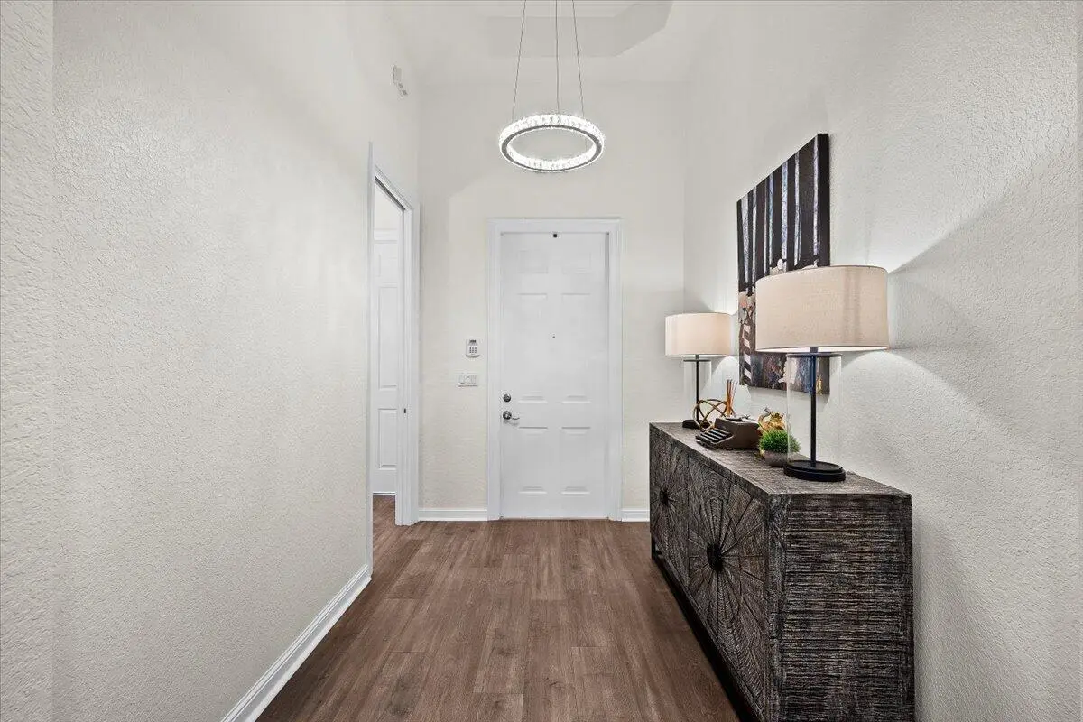 Foyer Entrance at 2023 Graden Drive, Palm Beach Gardens