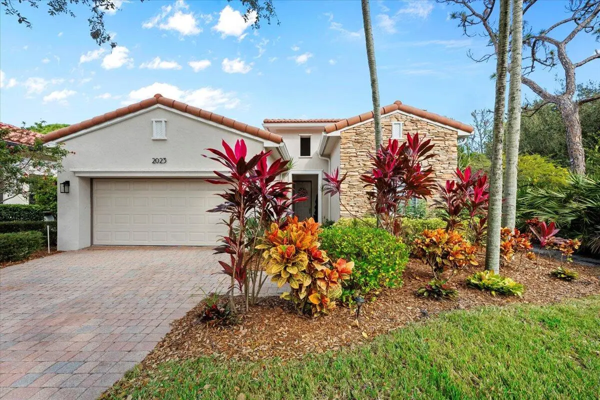 Stunning Single Level Home at 2023 Graden Drive, Palm Beach Gardens