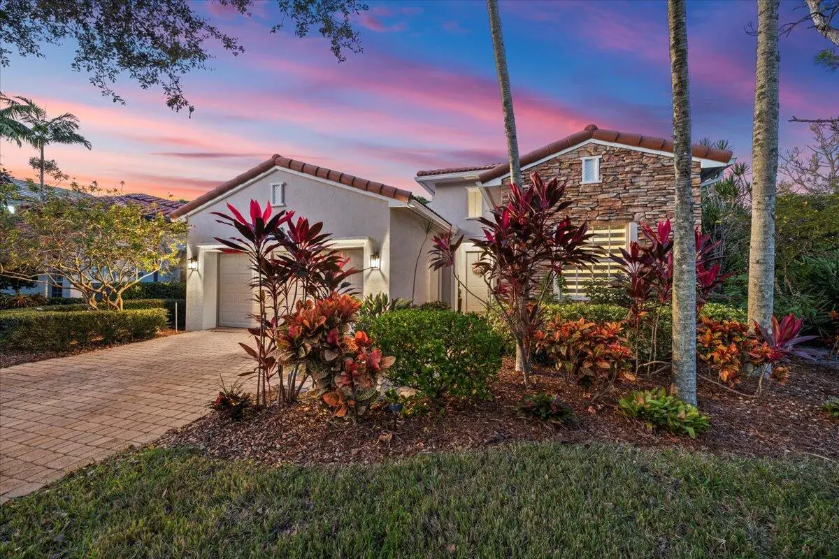 Stunning Single Level Home at 2023 Graden Drive, Palm Beach Gardens