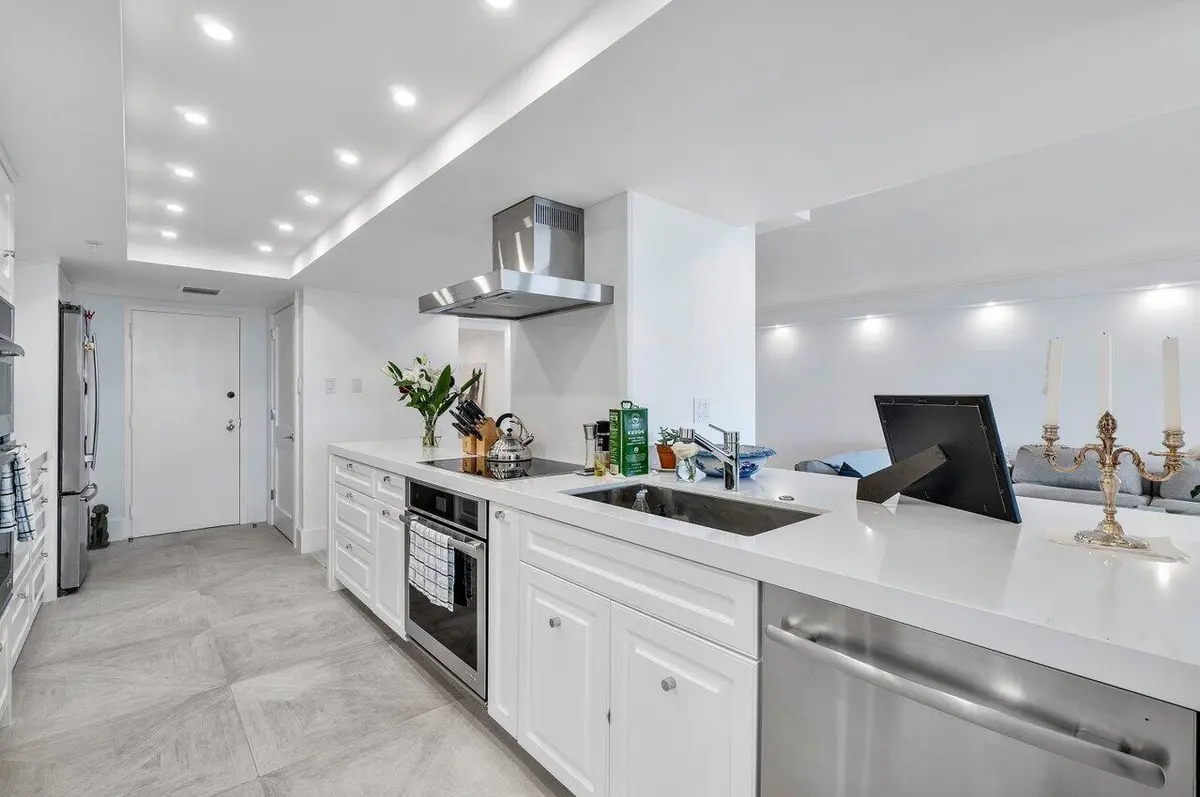Kitchen at 400 N Flagler Drive 1505, West Palm Beach