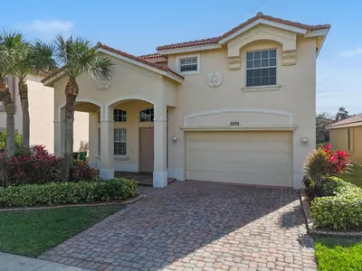 2205 SW Newport Isles Boulevard, Port St. Lucie – Single Family Residence for sale