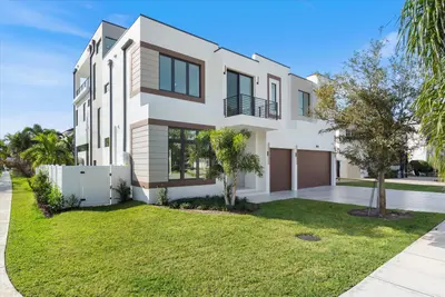498 NE 6th Street, Boca Raton – sold