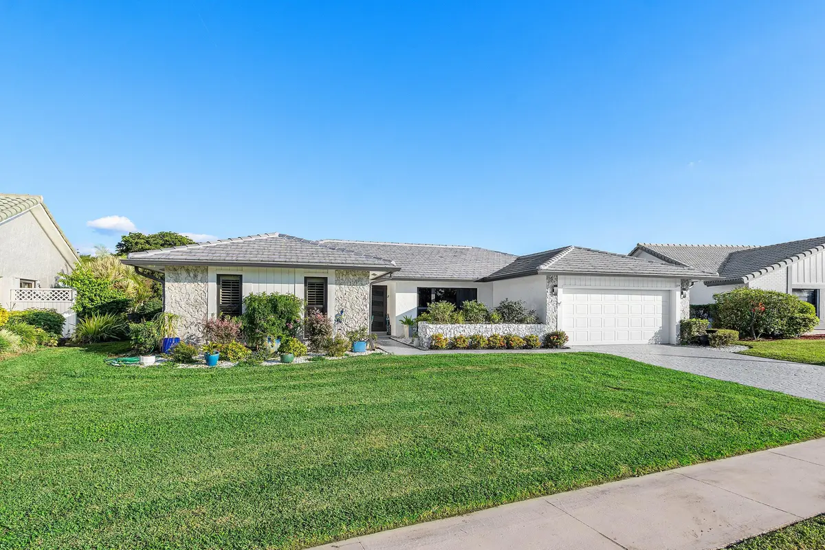 Front exterior at 10174 Crosswind Road, Boca Raton