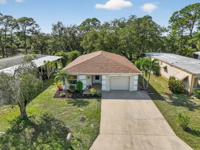 111 Camino Del Rio, Port St. Lucie – Single Family Residence for sale