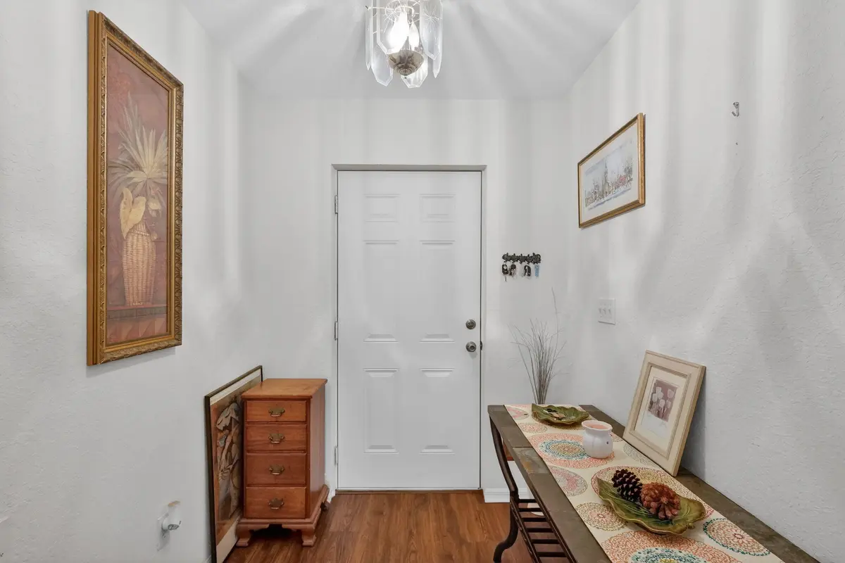 4-web-or-mls-7R7A4823 at 111 Camino Del Rio, Port St. Lucie