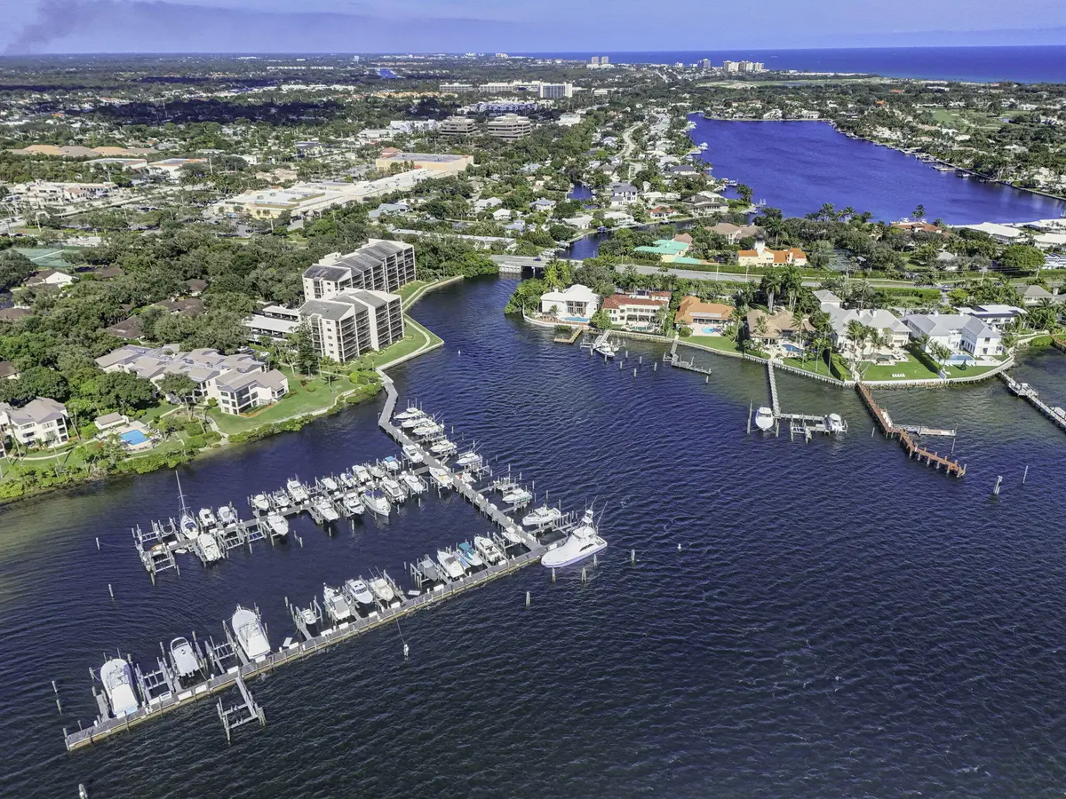 Welcome to Twelve Oaks! at 11390 Twelve Oaks Way 122, North Palm Beach