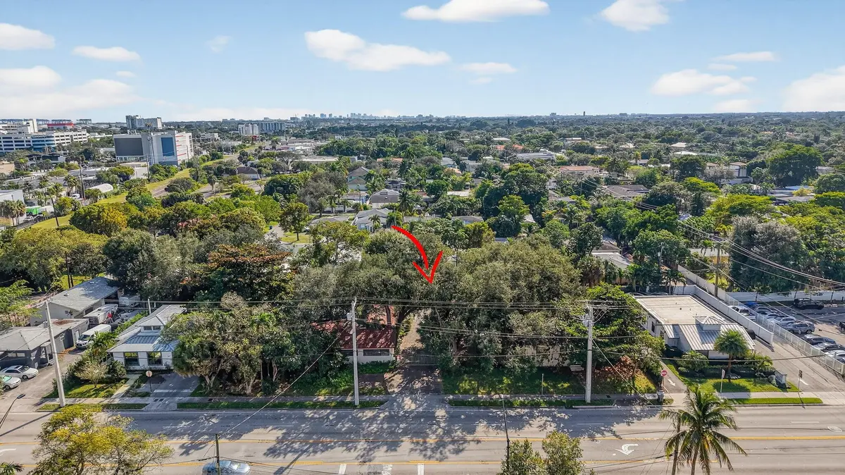 2-web-or-mls-DJI_20251205132547_0288_D at 314 SW 12th Street, Fort Lauderdale