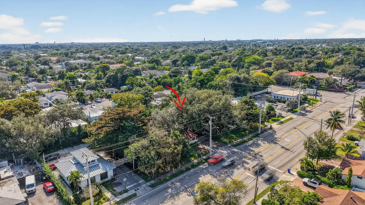 3-web-or-mls-DJI_20251205132556_0292_D at 314 SW 12th Street, Fort Lauderdale