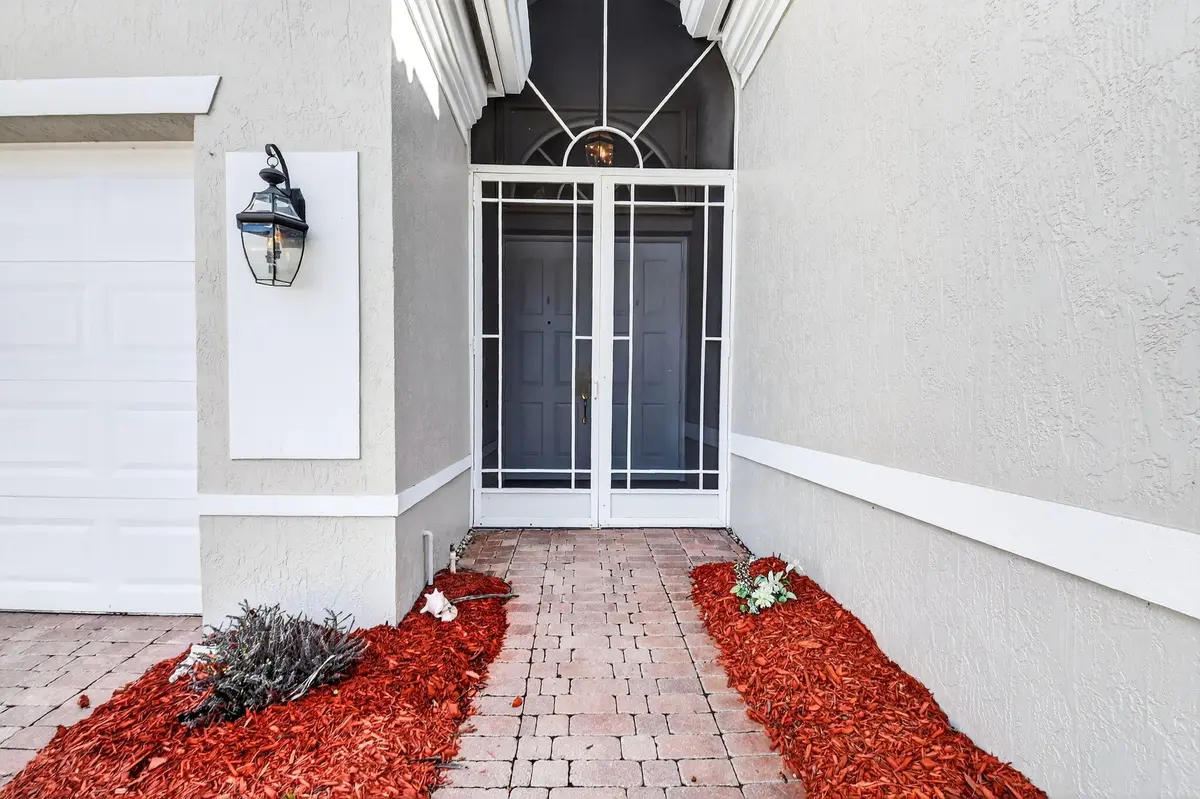 Welcome Home at 7204 Demedici Circle, Delray Beach