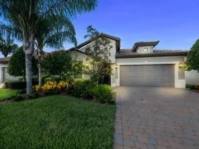 564 SE Monet Drive, Port St. Lucie – sold