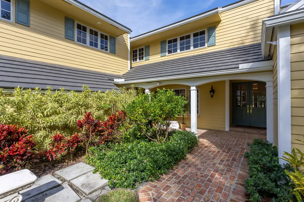 Double Door entry at 2883 Banyan Boulevard Circle, Boca Raton