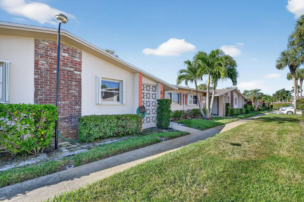 Front at 2667 Dudley Drive B, West Palm Beach