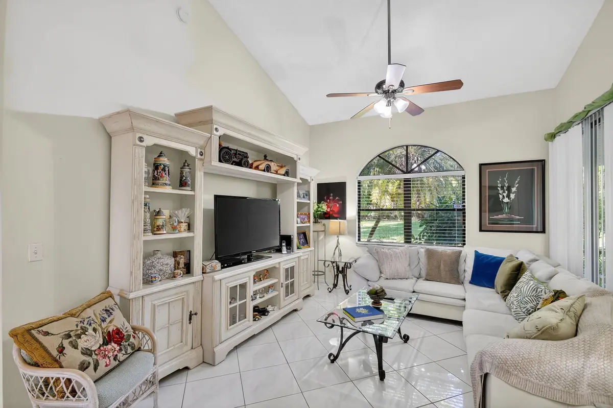 25-web-or-mls-DSC_3143 at 7147 Le Chalet Boulevard, Boynton Beach