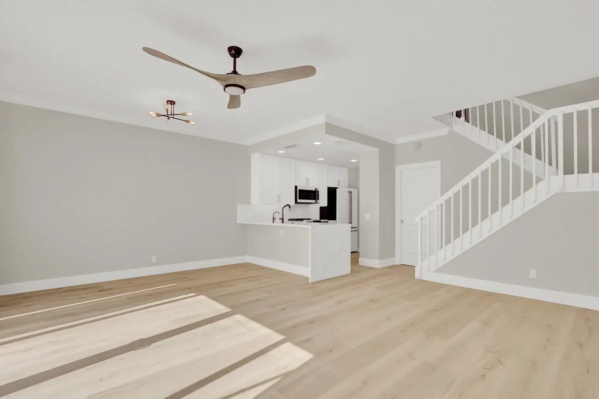 Kitchen/Living Room at 28 Live Oak Circle, Tequesta