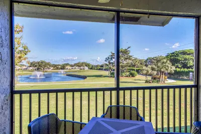 12790 Briarlake Drive 202, Palm Beach Gardens – sold