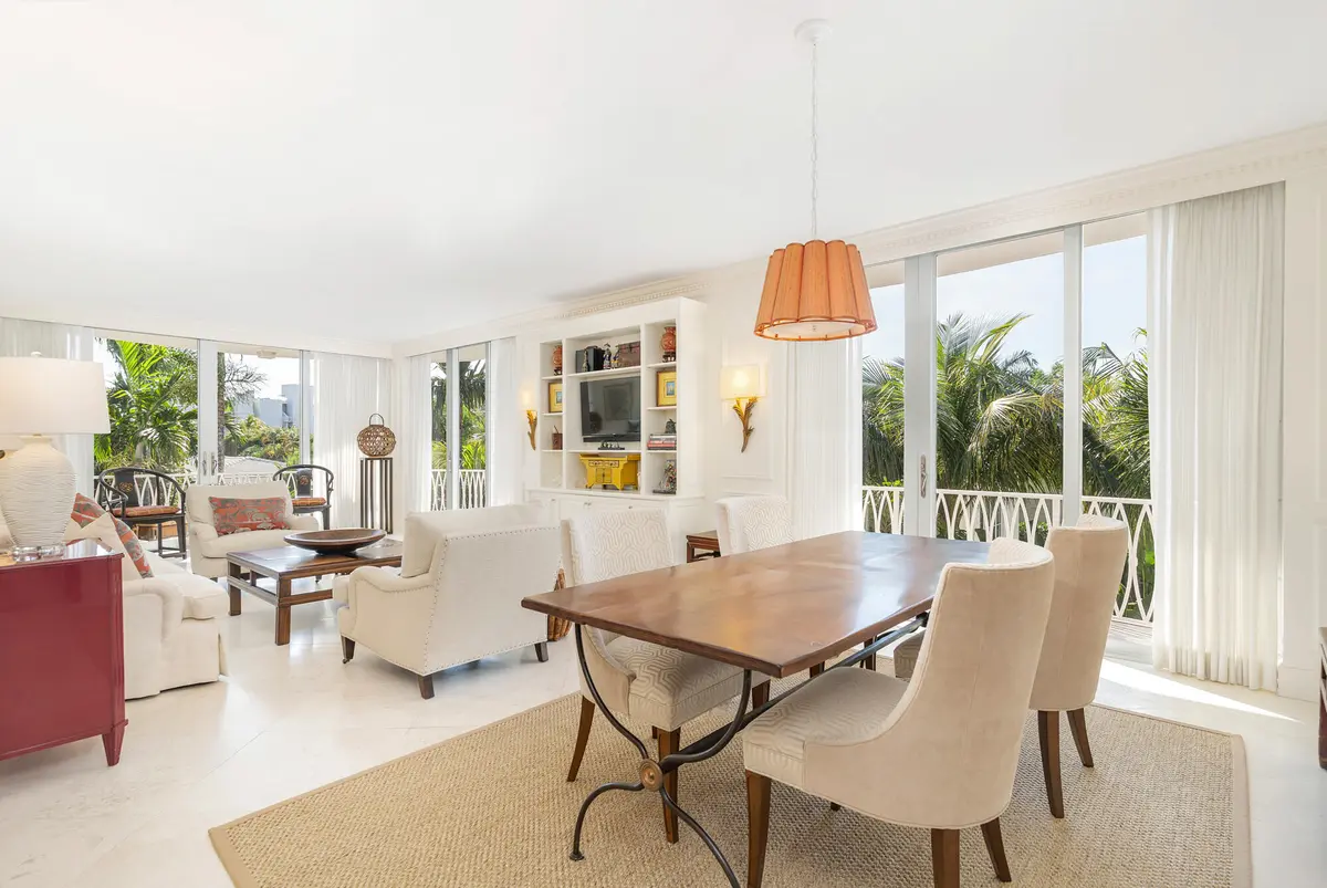 dining & living at 429 Australian Avenue 110, Palm Beach