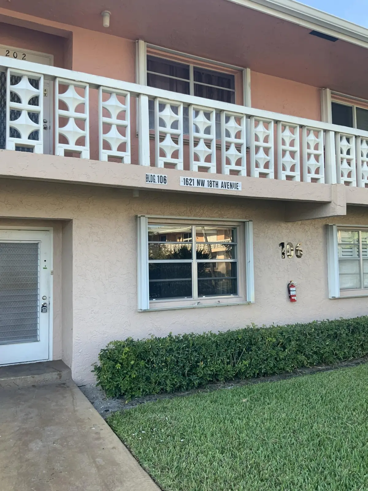 1621 NW 18th Avenue 102, Delray Beach, FL – photo 2