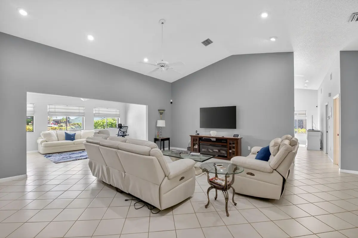 LIVING ROOM at 2905 Riviera Drive, Delray Beach