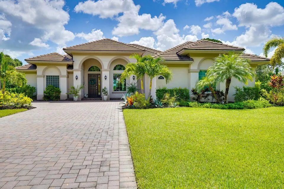 pw1 at 2986 Bent Pine Drive, Fort Pierce