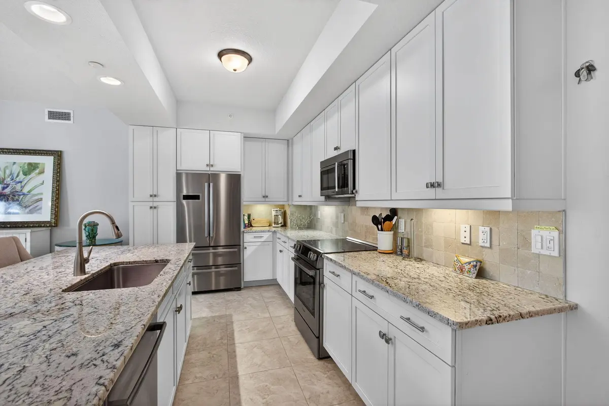 6-web-or-mls-320A1975 at 834 Bay Colony Drive, Juno Beach