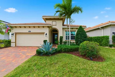11976 SW Vano Way, Port St. Lucie – sold