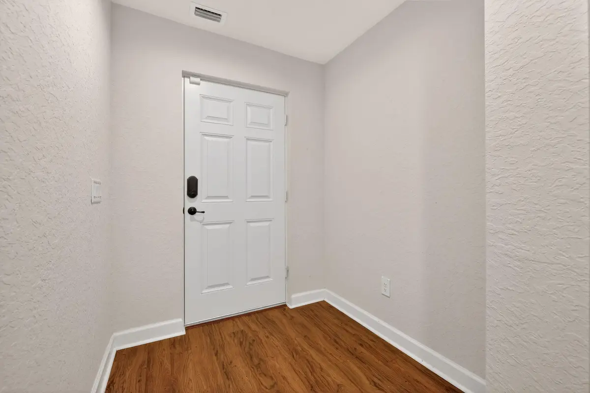 4-web-or-mls-3A5A0531 at 35 S Alhambra Lane, Port St. Lucie