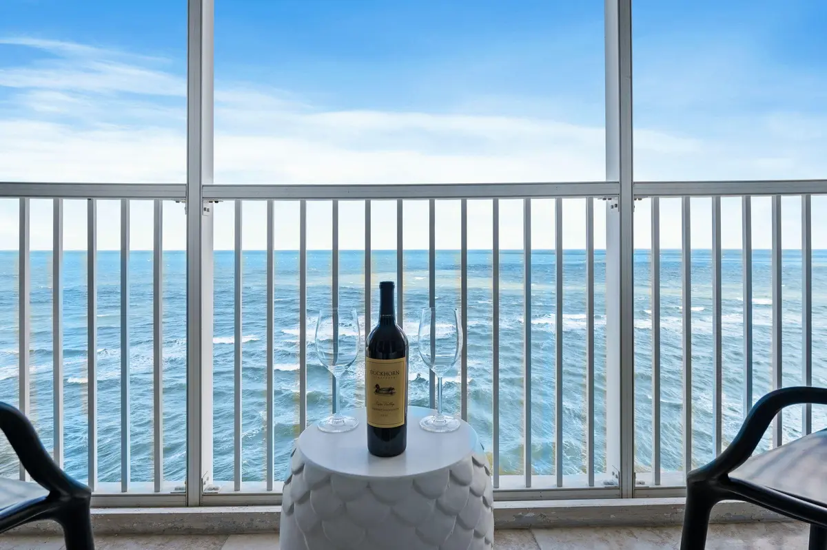 12-web-or-mls-840-ocean-dr-1105 at 840 Ocean Drive 1005, Juno Beach