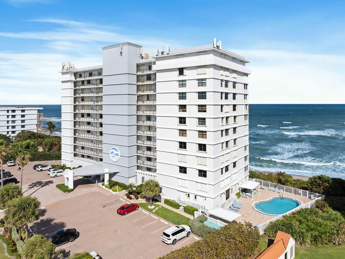 3-web-or-mls-840-ocean-dr-1105 at 840 Ocean Drive 1005, Juno Beach
