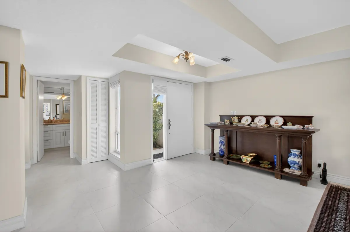 DSC_5613 at 19629 Bay Cove Drive, Boca Raton