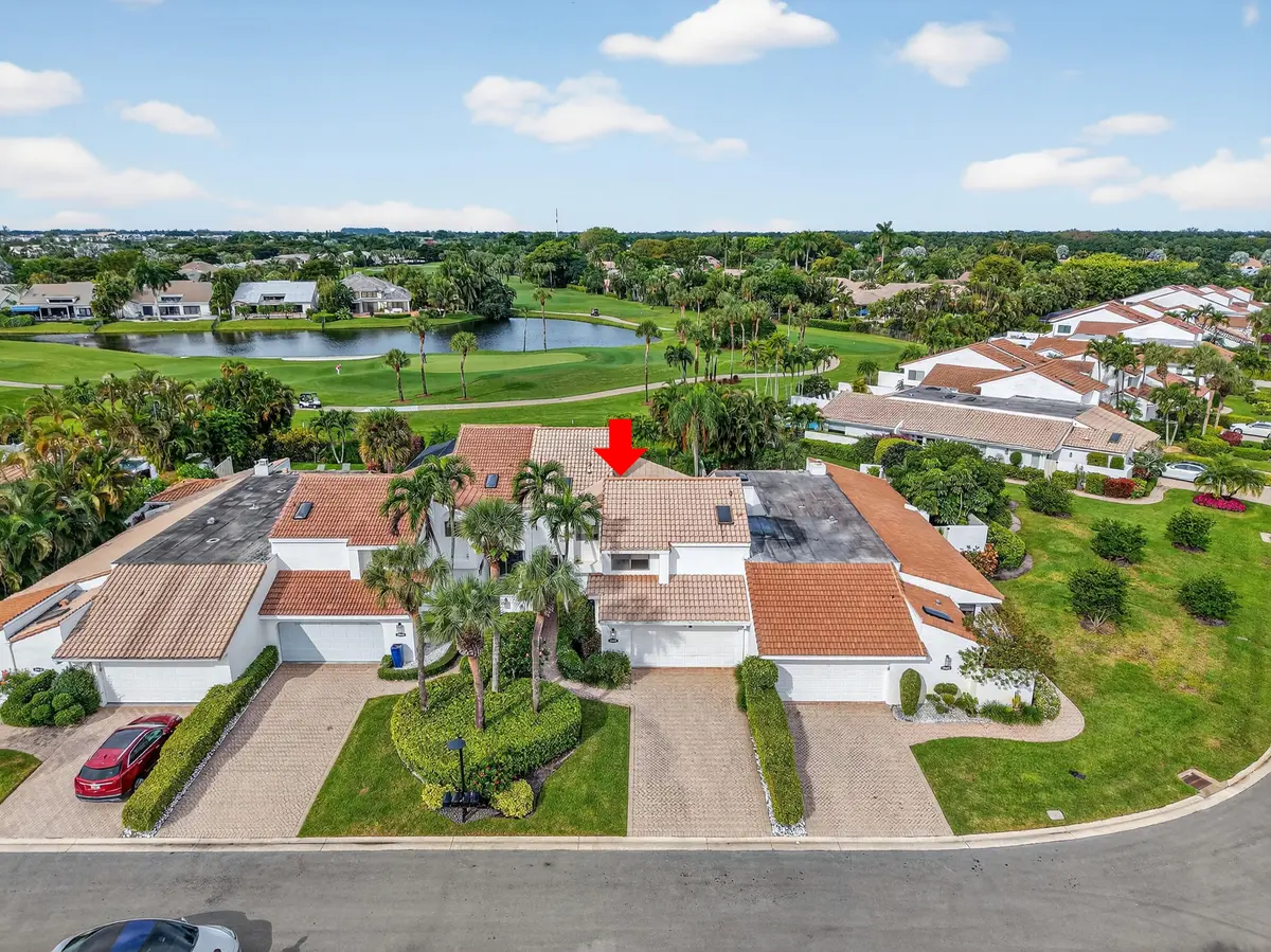 DJI_20251211102309_0116_D at 19629 Bay Cove Drive, Boca Raton