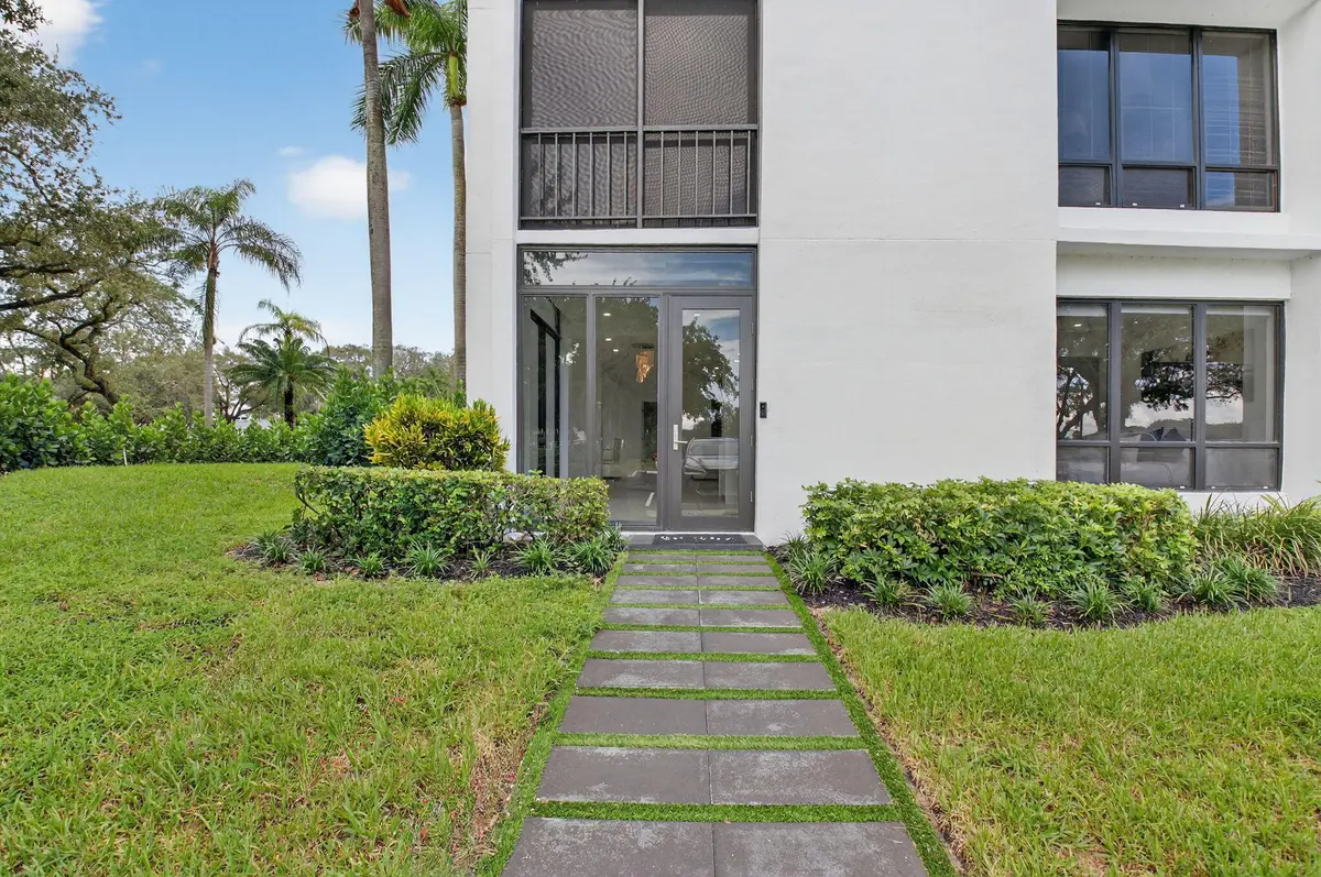 Private Entrance at 7847 Lakeside Boulevard 1014, Boca Raton