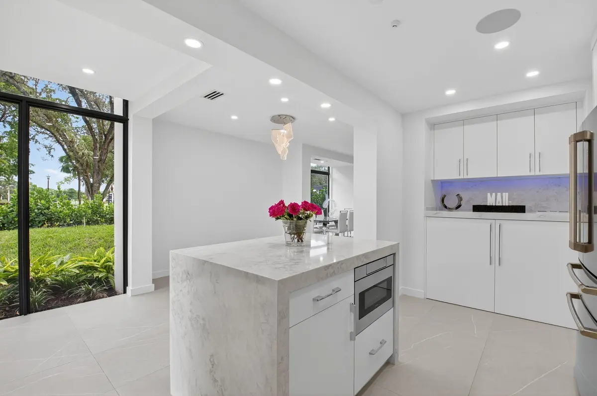 7847 Lakeside Blvd, Unit 1014 at 7847 Lakeside Boulevard 1014, Boca Raton