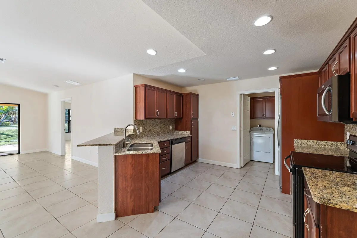 Kitchen at 3 S Granada Lane, Port St. Lucie